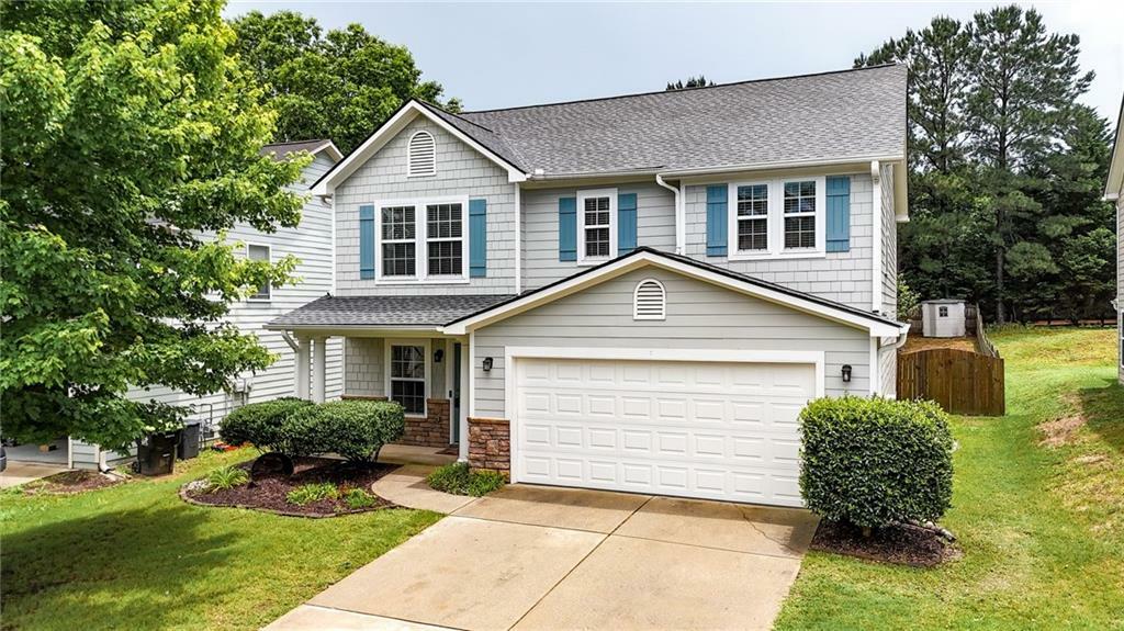 Property Photo: 196 Parkmont Way GA 30132