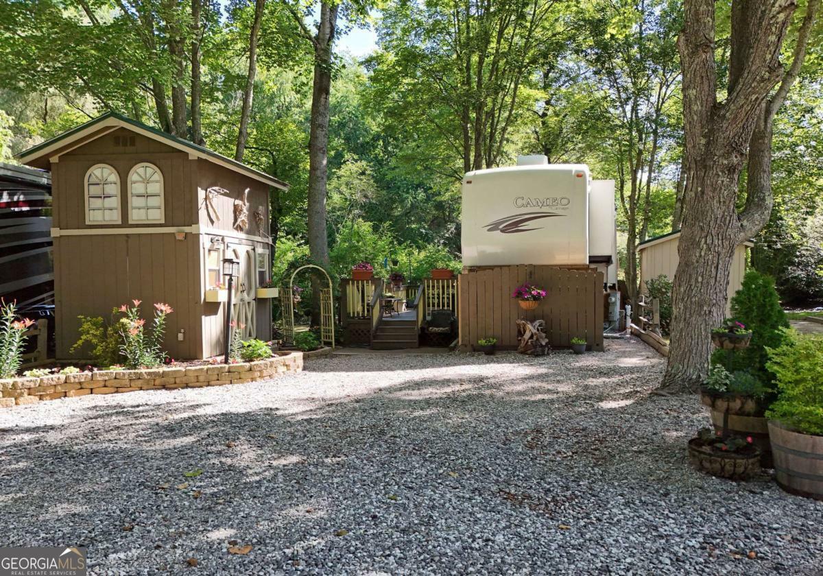 Property Photo: 185 Choestoe Valley Circle GA 30512