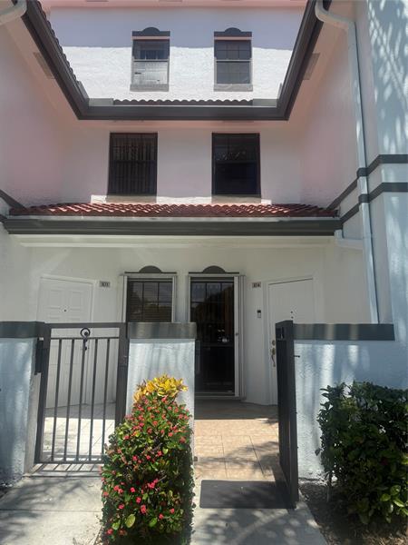 301 SW 158th Ter 104  Pembroke Pines FL 33027 photo