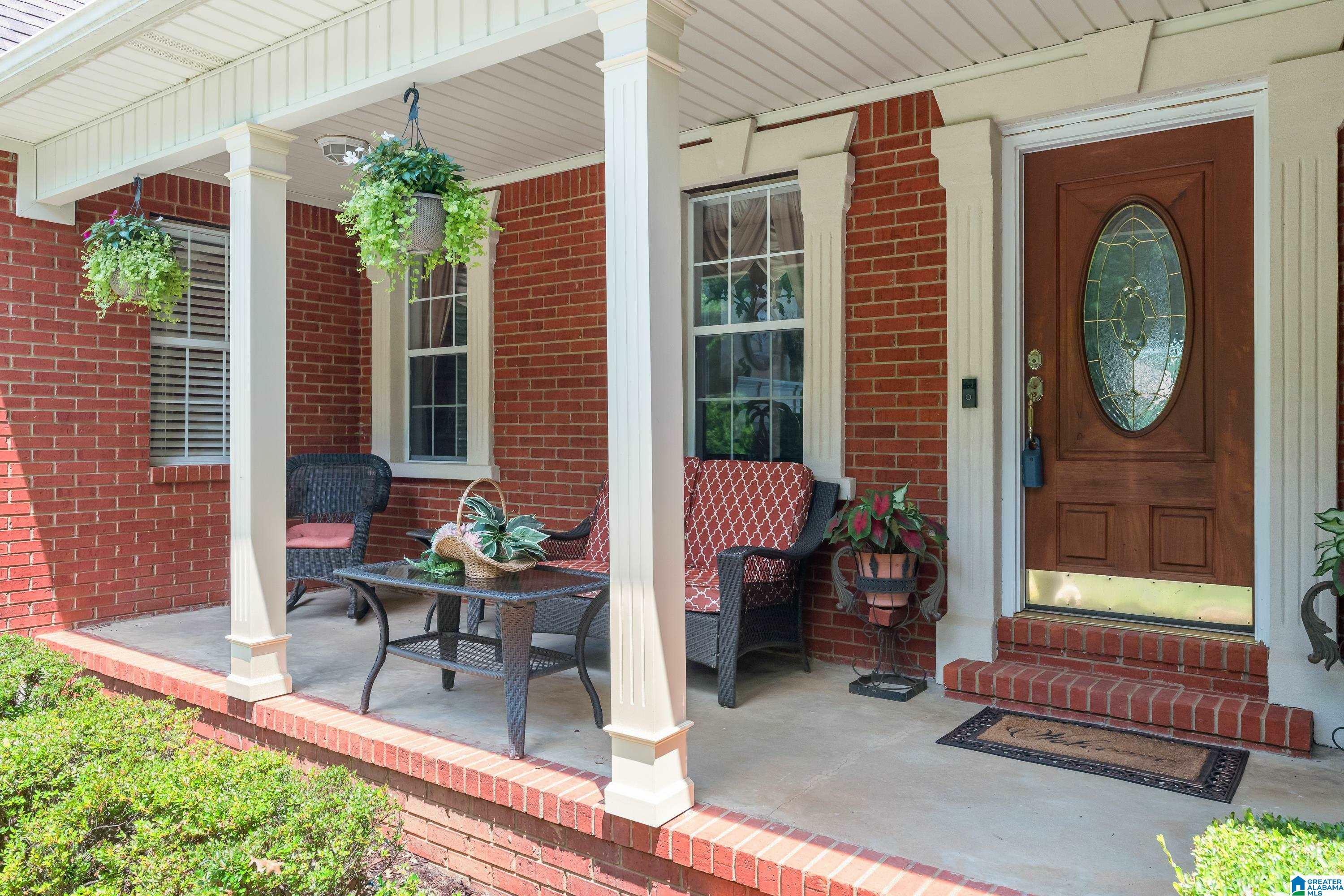 Property Photo: 320 Wolf Pen Ridge Road AL 35128