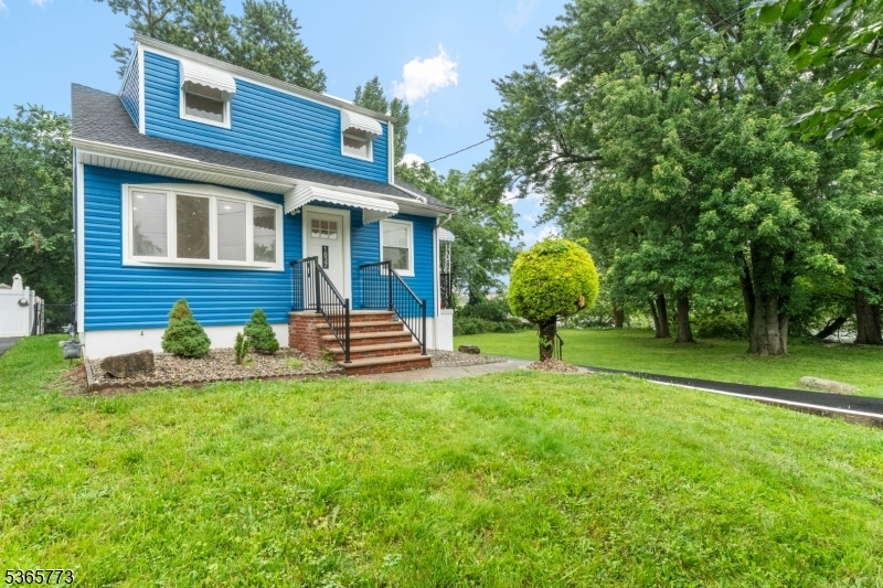Property Photo: 1837 Barnett St NJ 07065