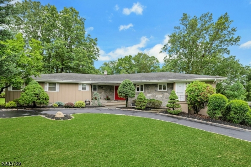 Property Photo:  20 Copper Hill Rd  NJ 08807 