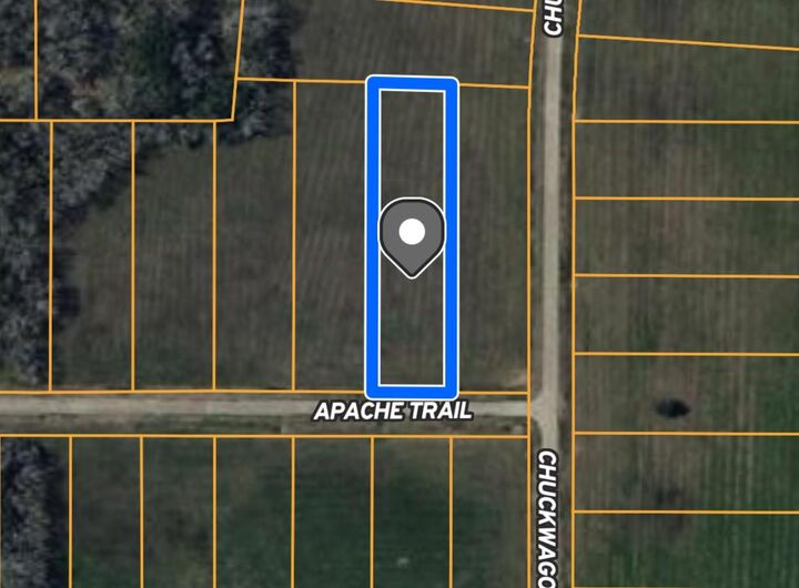 Property Photo:  1614 Apache Trl  TX 77515 