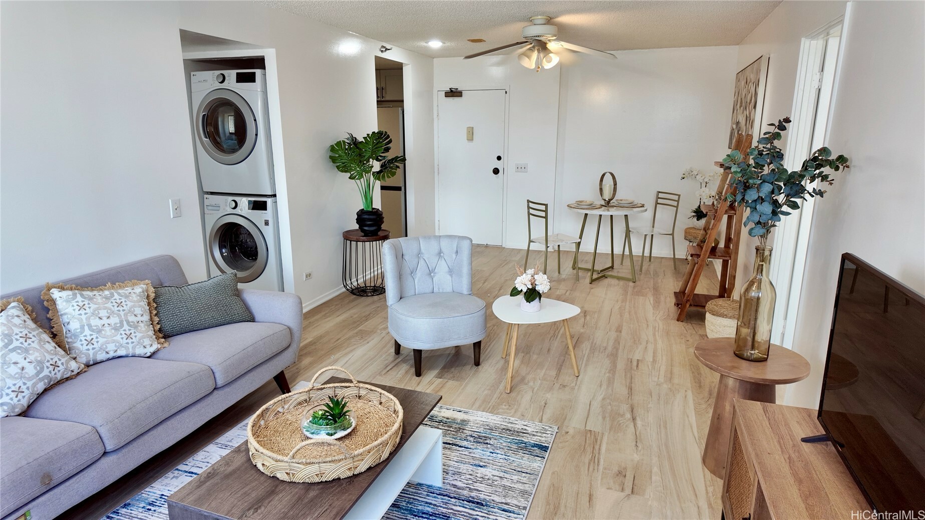 876 Curtis Street 2109  Honolulu HI 96813 photo