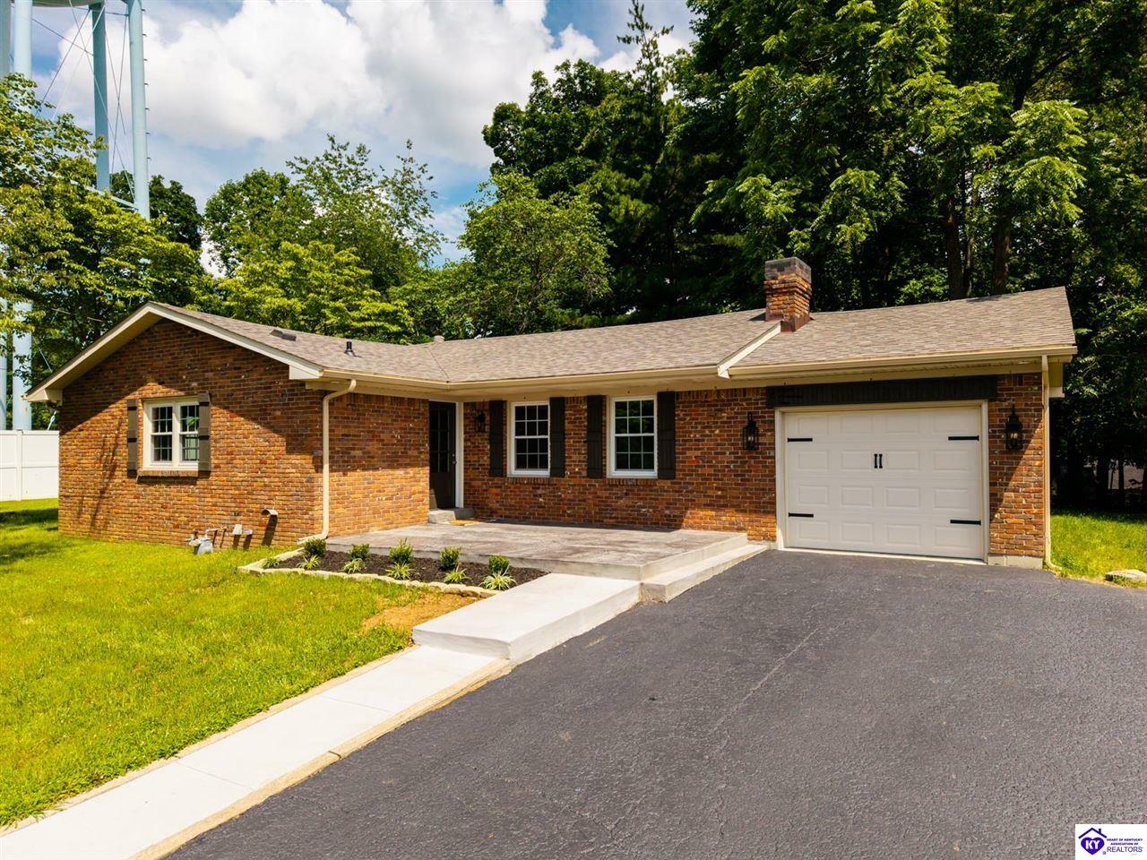 Property Photo: 301 Estate Drive KY 42701