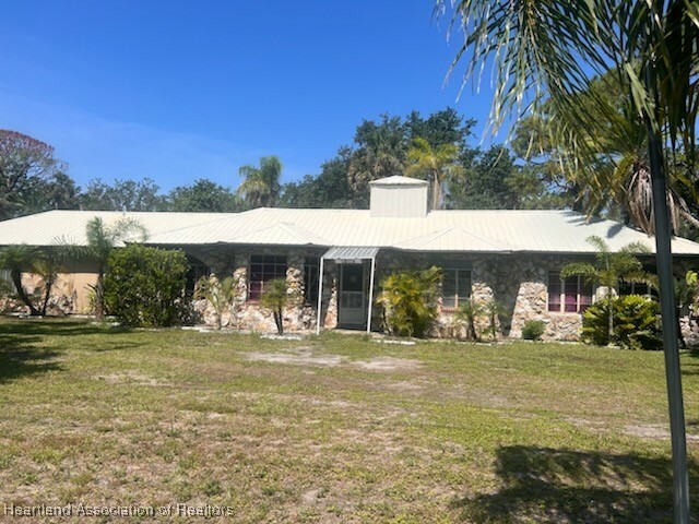 Property Photo: 12115 S US Highway 41 FL 33534