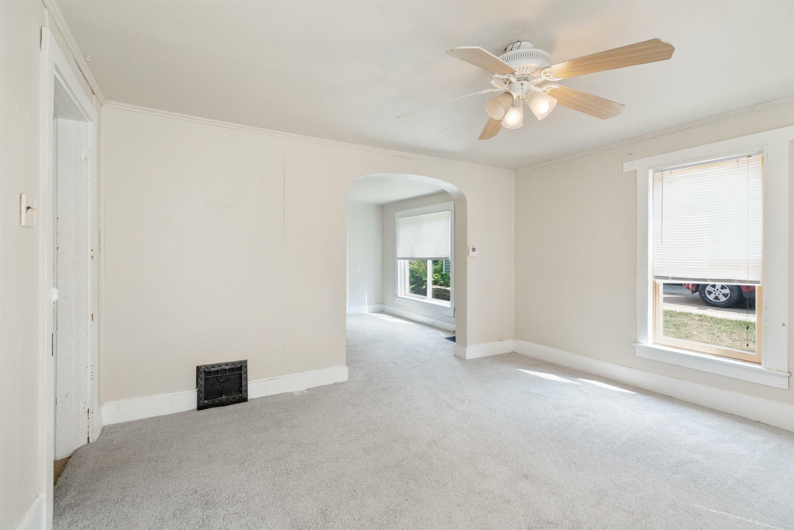 Property Photo: 1512 Iowa Street IA 50613