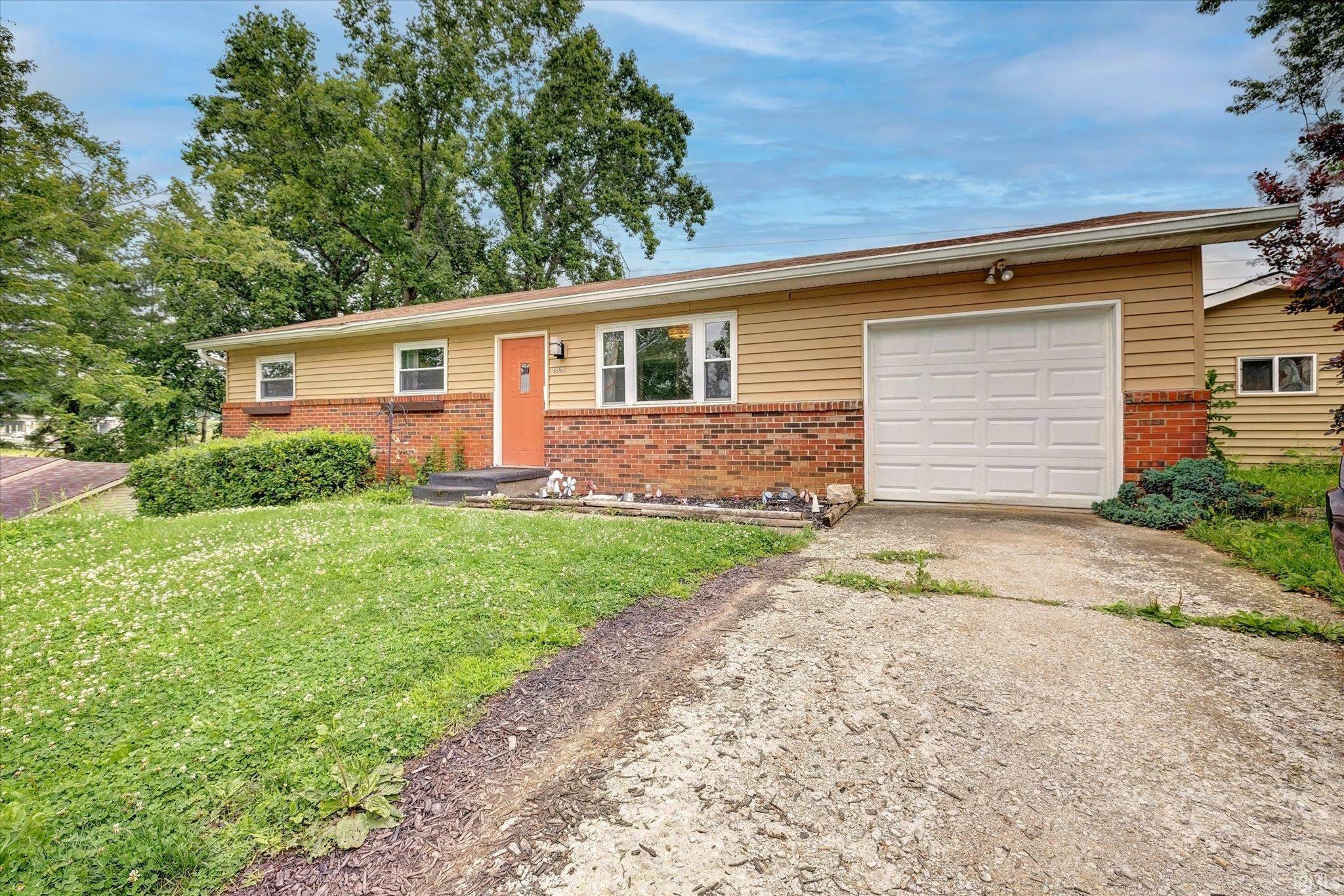 Property Photo: 3121 S Yonkers Street IN 47403