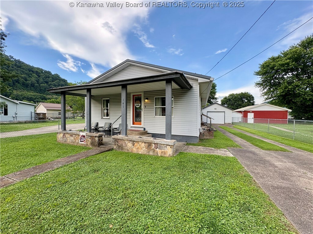 Property Photo: 141 Brannon Street WV 25067