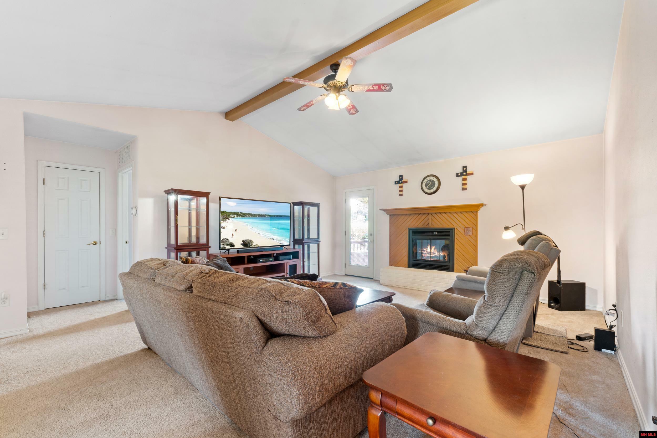Property Photo: 301 Forest Drive AR 72653