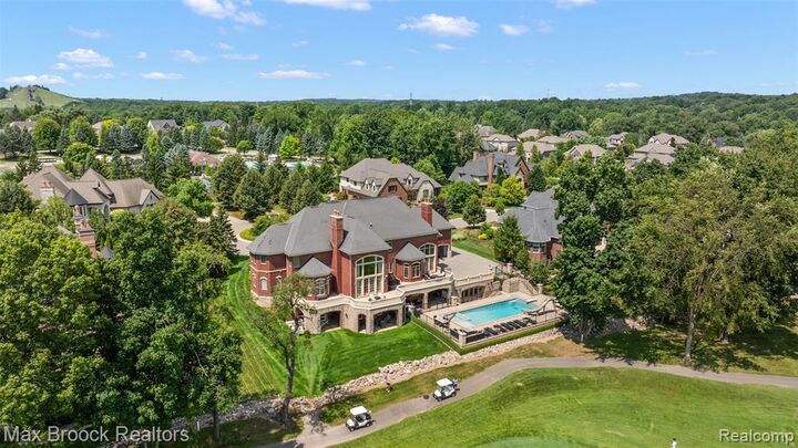 Property Photo: 7428 Foxburg Court MI 48348 5060