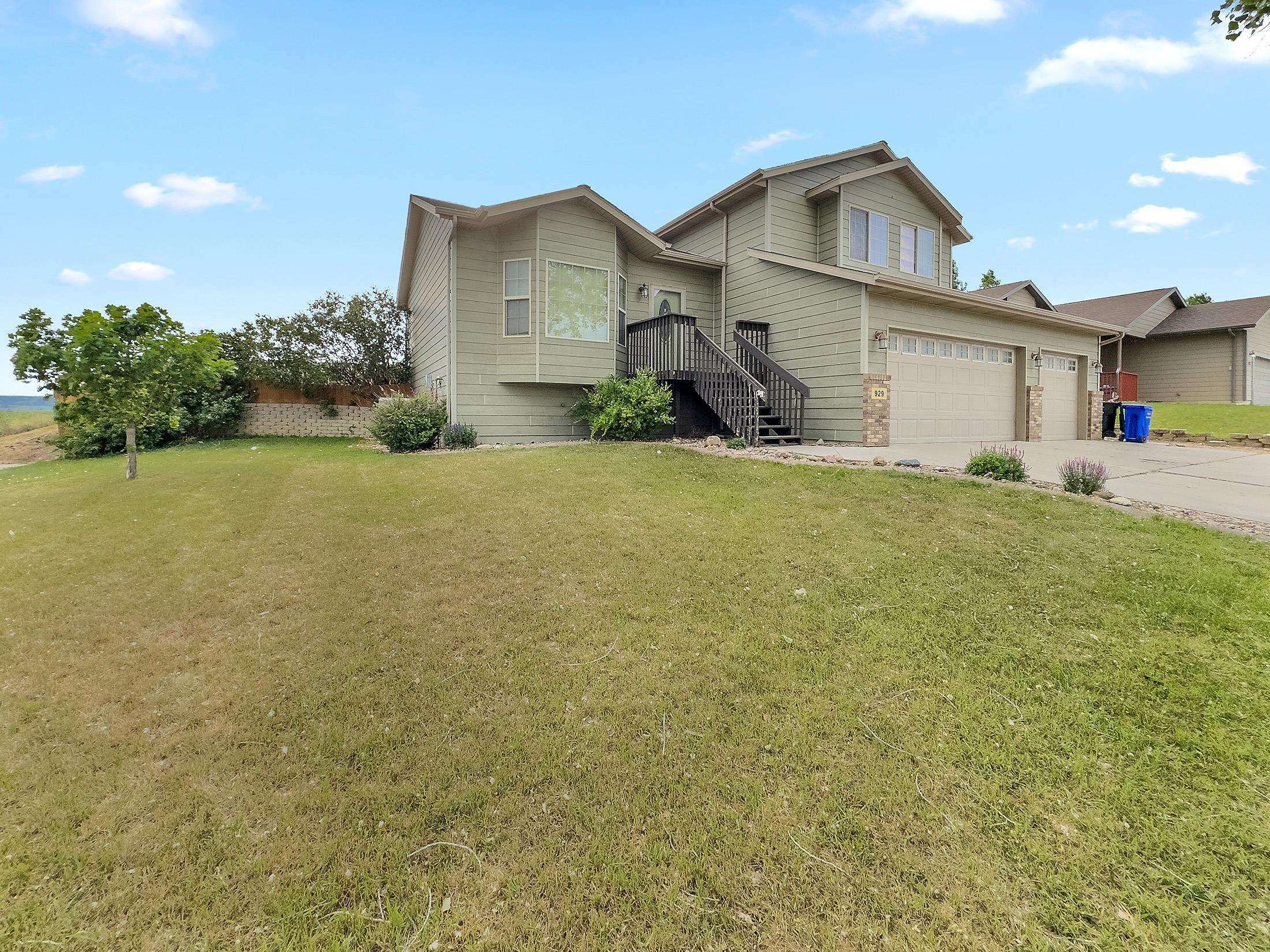 Property Photo: 929 Missoula Street SD 57703