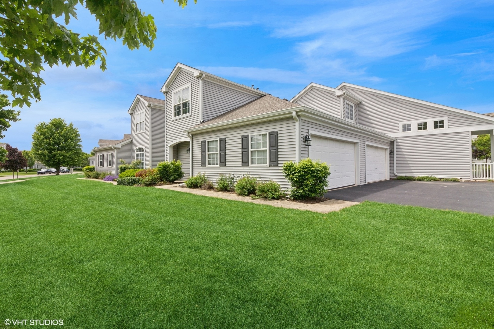 406 Cascade Lane 406  Oswego IL 60543 photo