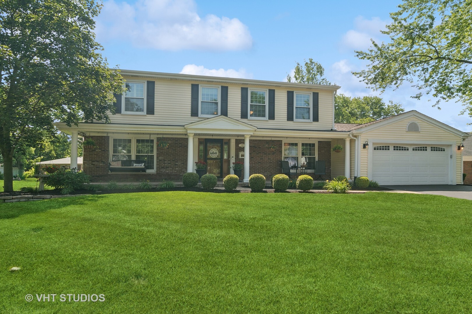 Property Photo: 1101 S Nightingale Drive IL 60067