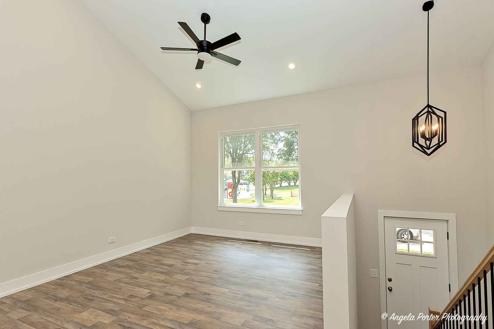 Property Photo: 3906 W West Avenue IL 60050