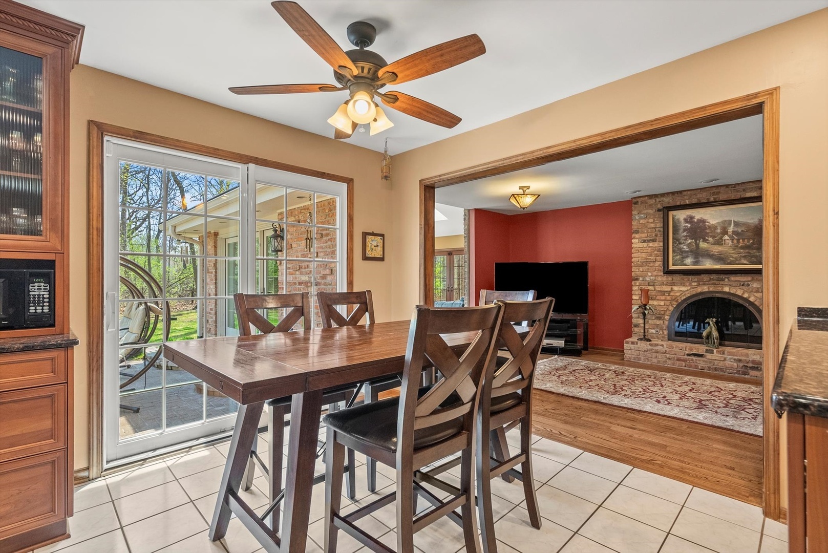 Property Photo:  125 Grove Lane  IL 60010 