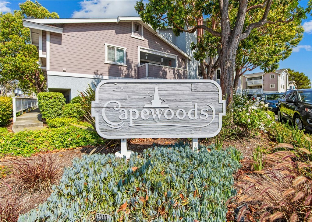 18051 Wakefield Ln 106  Huntington Beach CA 92648 photo