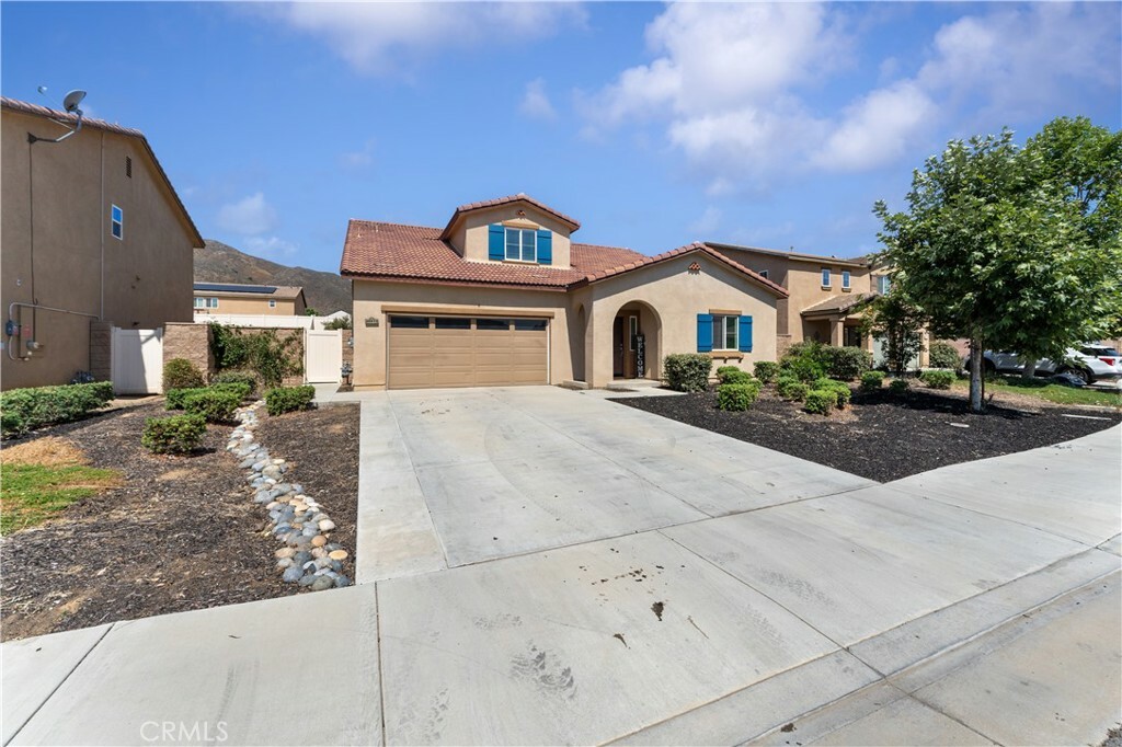 Property Photo: 26833 Calico Court CA 92596
