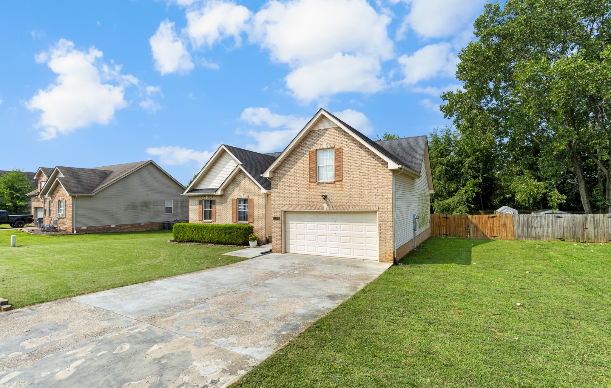 Property Photo: 3716 Harvest Rdg TN 37040