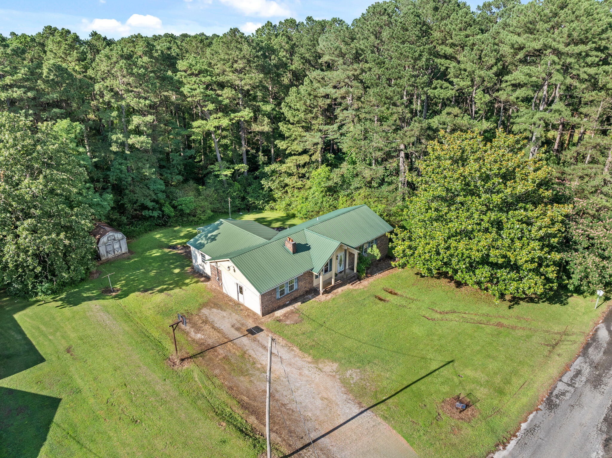 Property Photo: 18 County Road 252 MS 38846