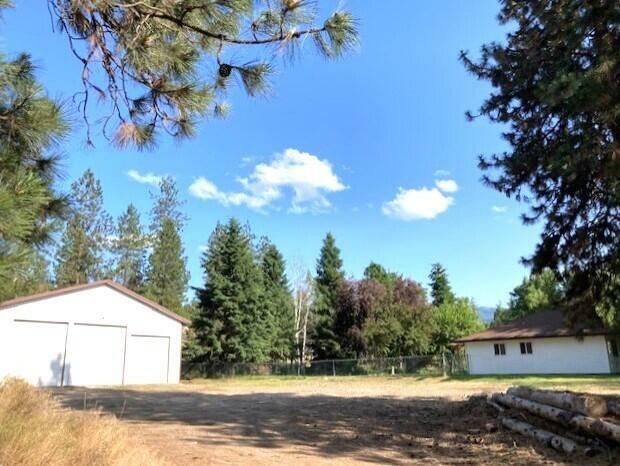 Property Photo: 1327 Columbia Crest Way WA 99141