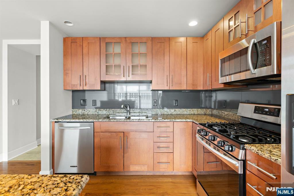 Property Photo:  1025 Maxwell Lane 1209  NJ 07030 