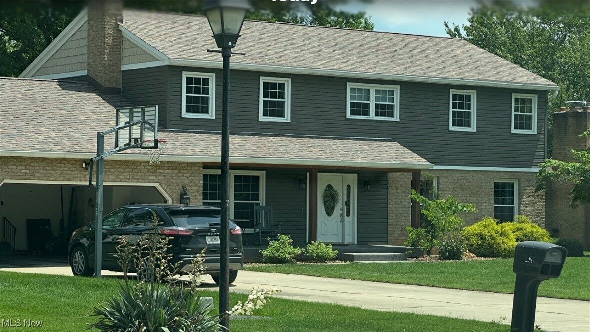 Property Photo:  5605 Loretta Drive  OH 44512 