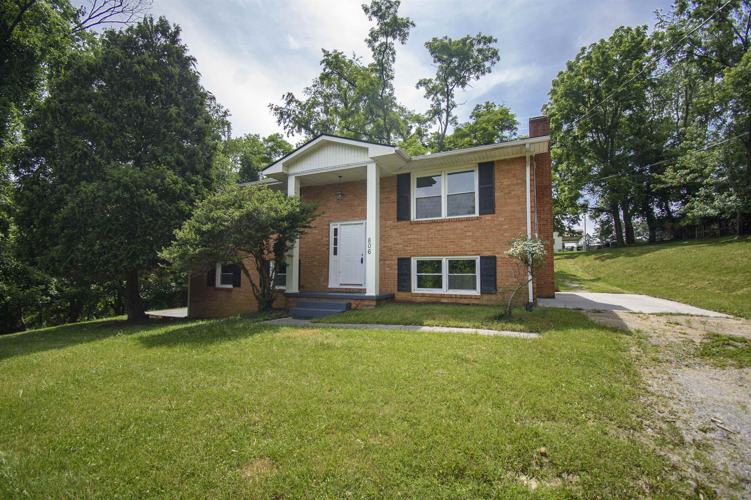 Property Photo:  806 Fifth Street  VA 24141 