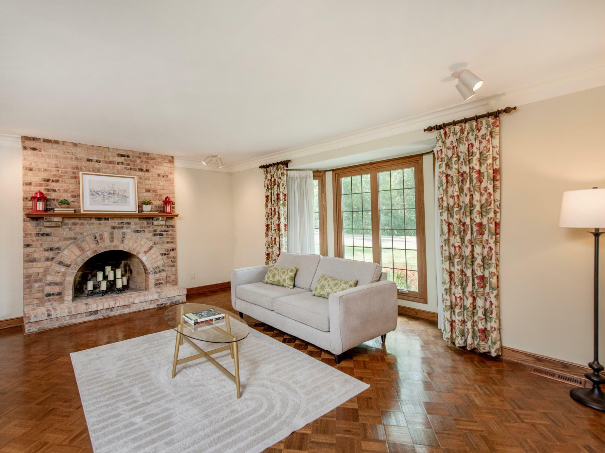 Property Photo: 5310 Paola Circle MN 55437