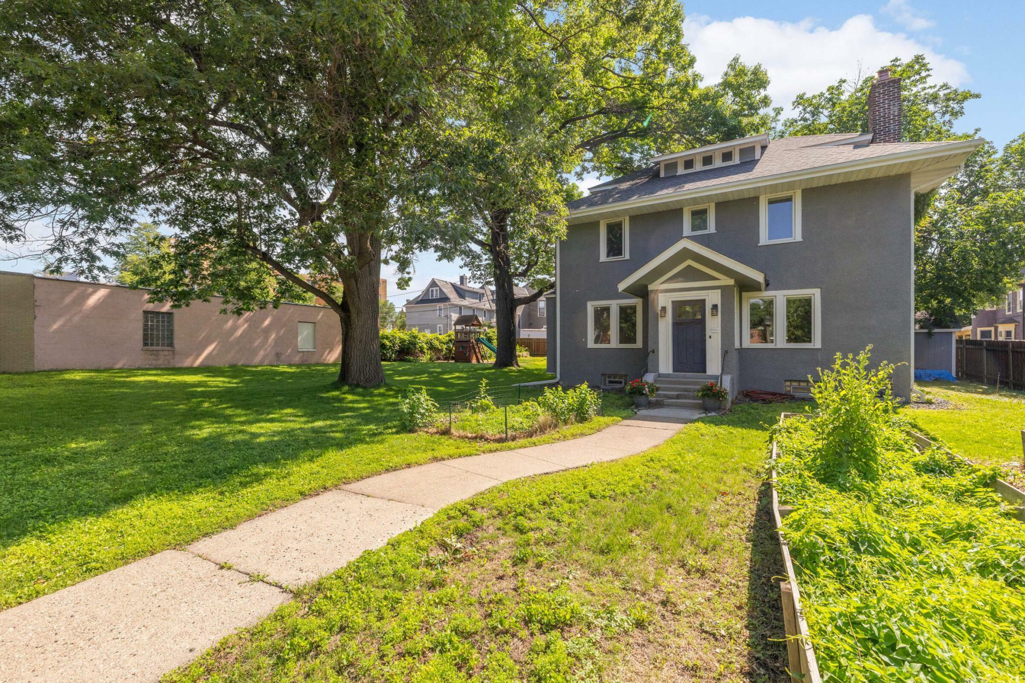Property Photo: 2213 Nicollet Avenue MN 55404