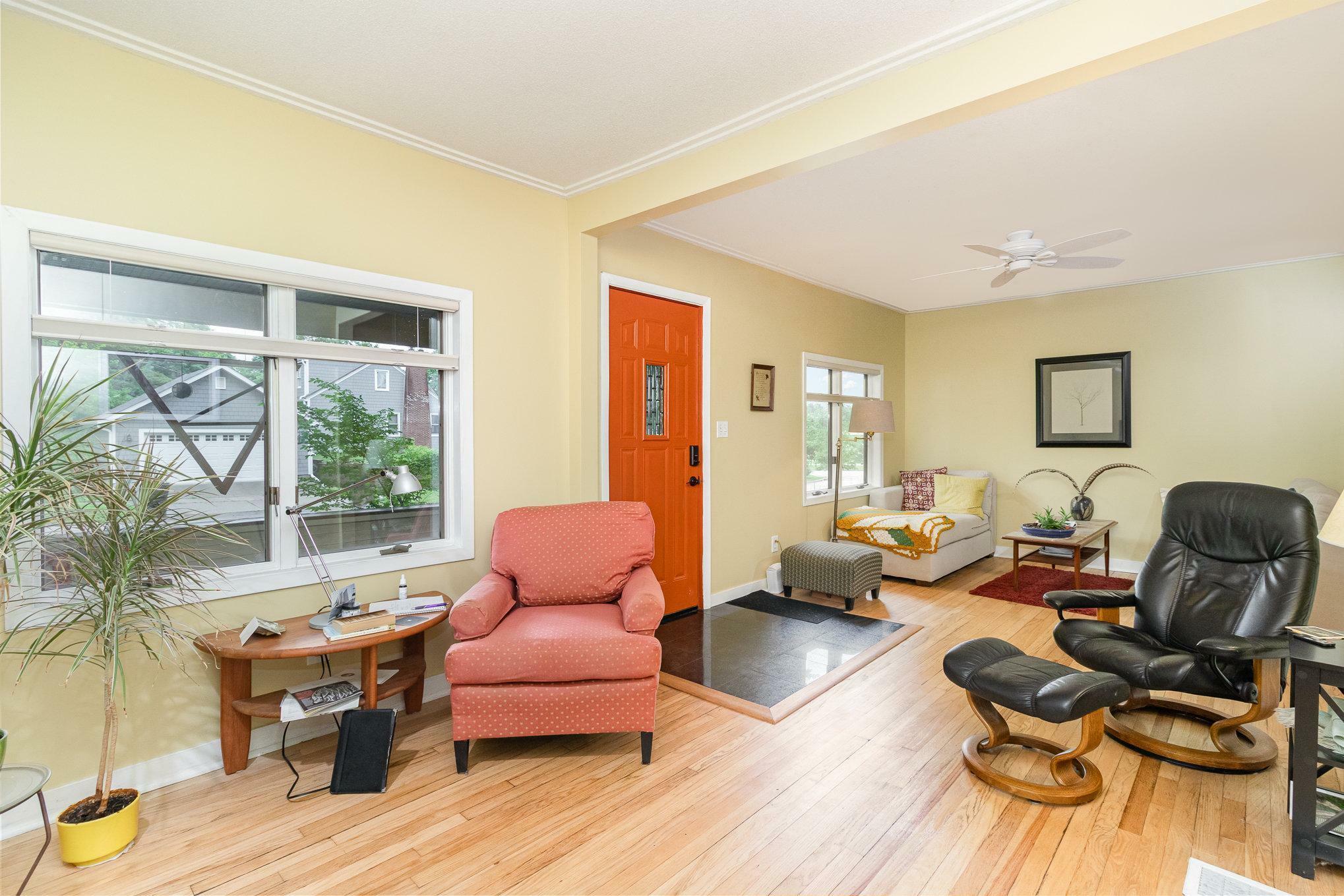 Property Photo: 1253 Avon Street N MN 55117