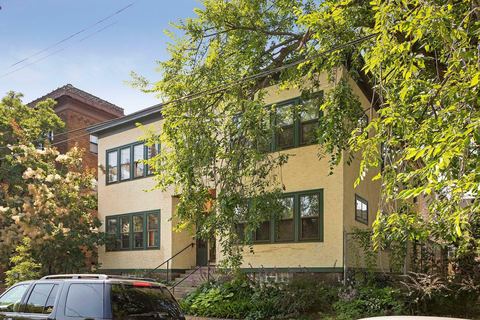 Property Photo: 611 E 16th Street 4 MN 55404