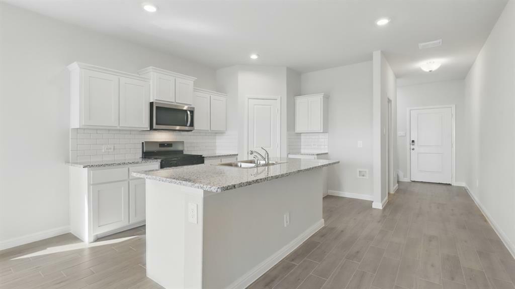 Property Photo: 304 Potato Street TX 76059