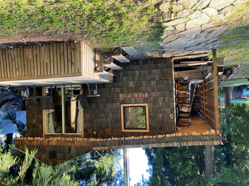 Property Photo: 1079 Lundell Road 5 BC V0E 2S0
