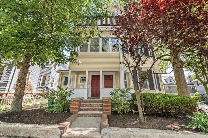 Property Photo:  85 Holworthy 85  MA 02138 