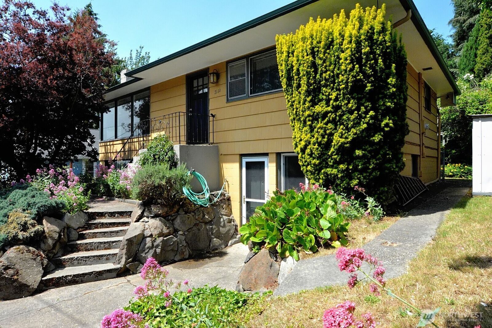 Property Photo: 2116 N 86th Street WA 98103