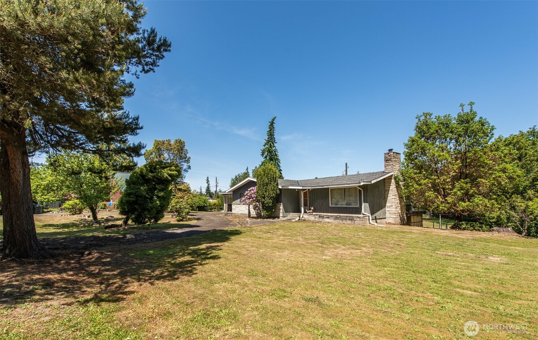 Property Photo: 723 W 15th Street WA 98363