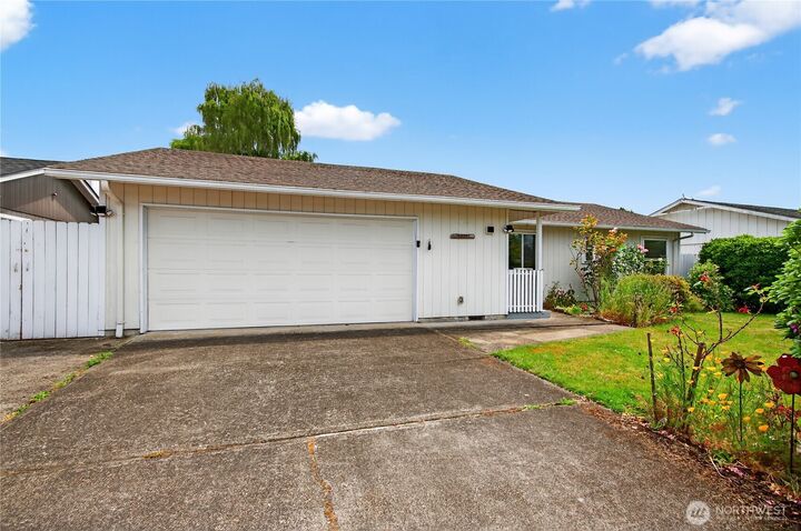 1538  Orchid Court  Longview WA 98632 photo