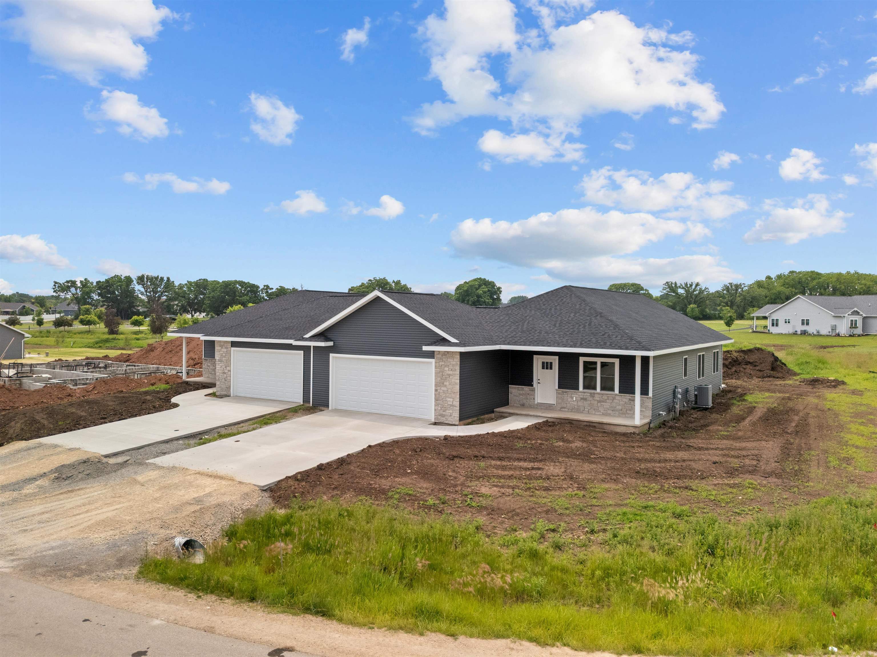 3453 Veanna Boulevard  Oshkosh WI 54904 photo