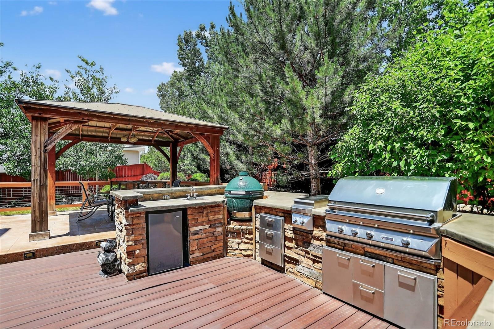 Property Photo: 4649 Spinning Wheel Drive CO 80601