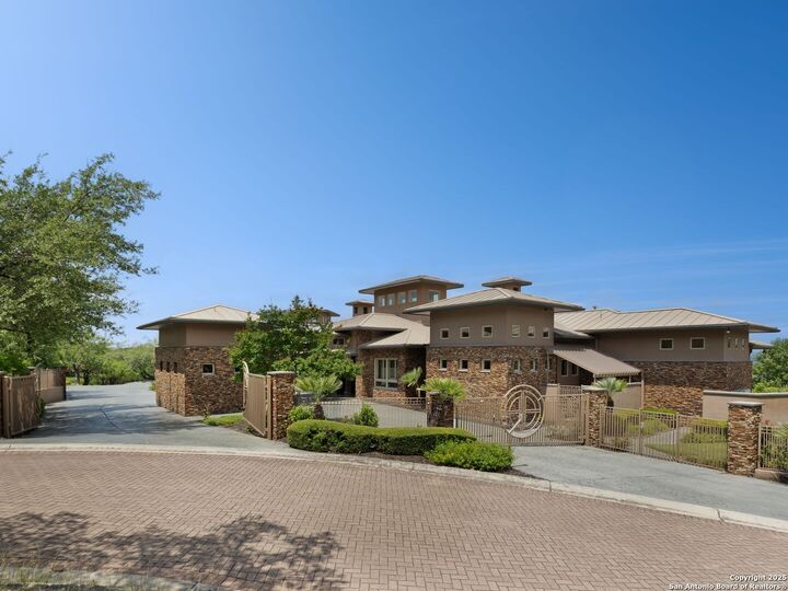 11 Davenport Ln  San Antonio TX 78257 photo