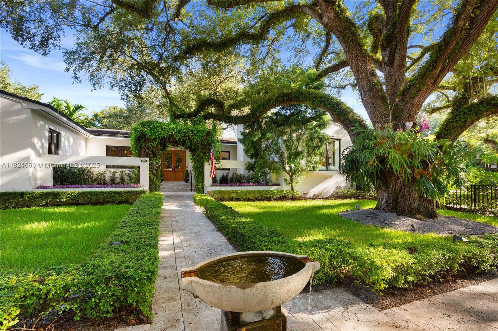 Property Photo: 1460 Mantua Ave FL 33146