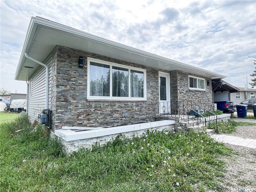 604 Sergent Avenue E  Meadow Lake SK S9X 1H8 photo