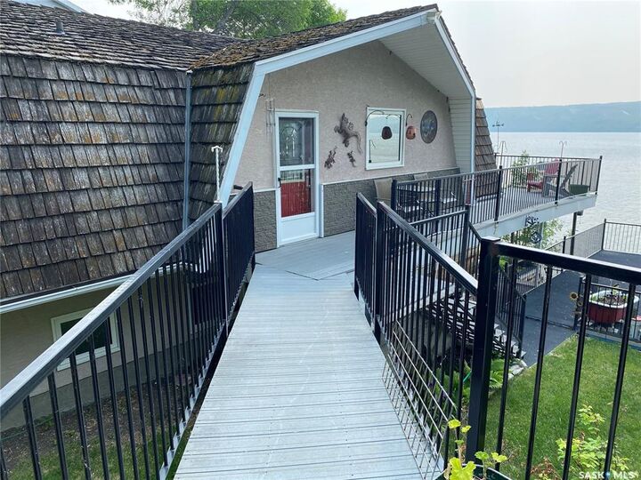 Property Photo:  186 Pasqua Lake Road  SK S0G 1S0 