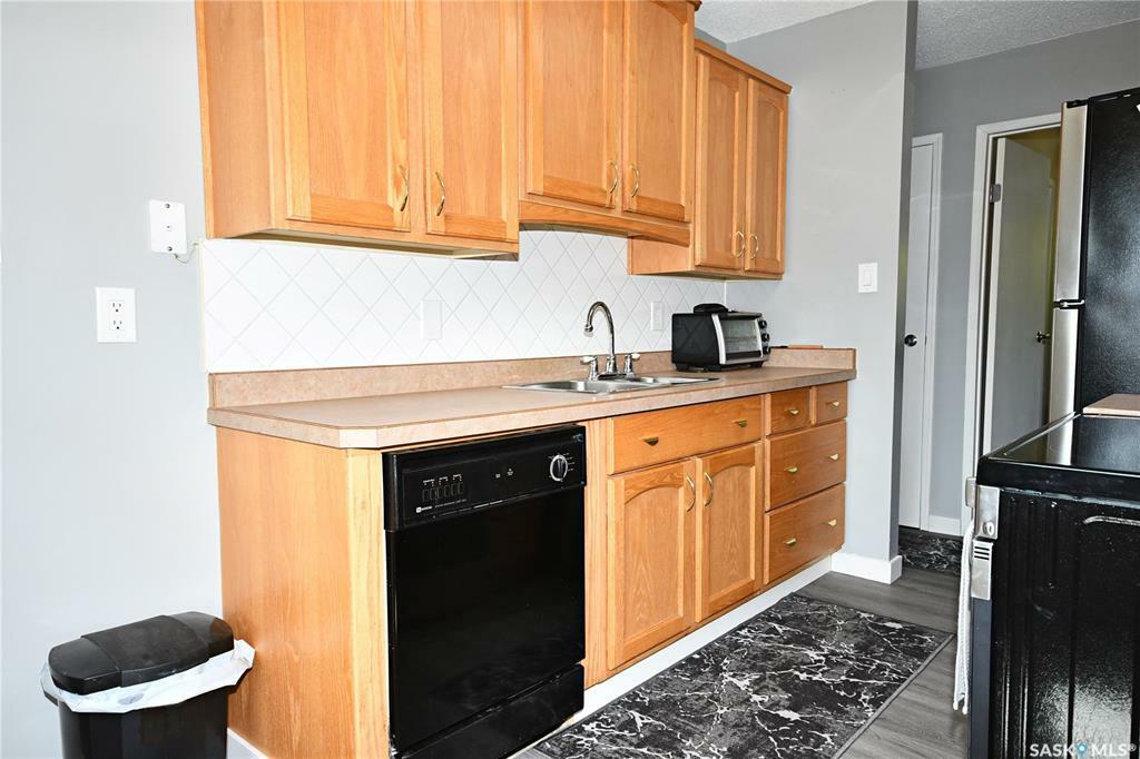 Property Photo: 851 Spencer Drive SK S6V 7C8