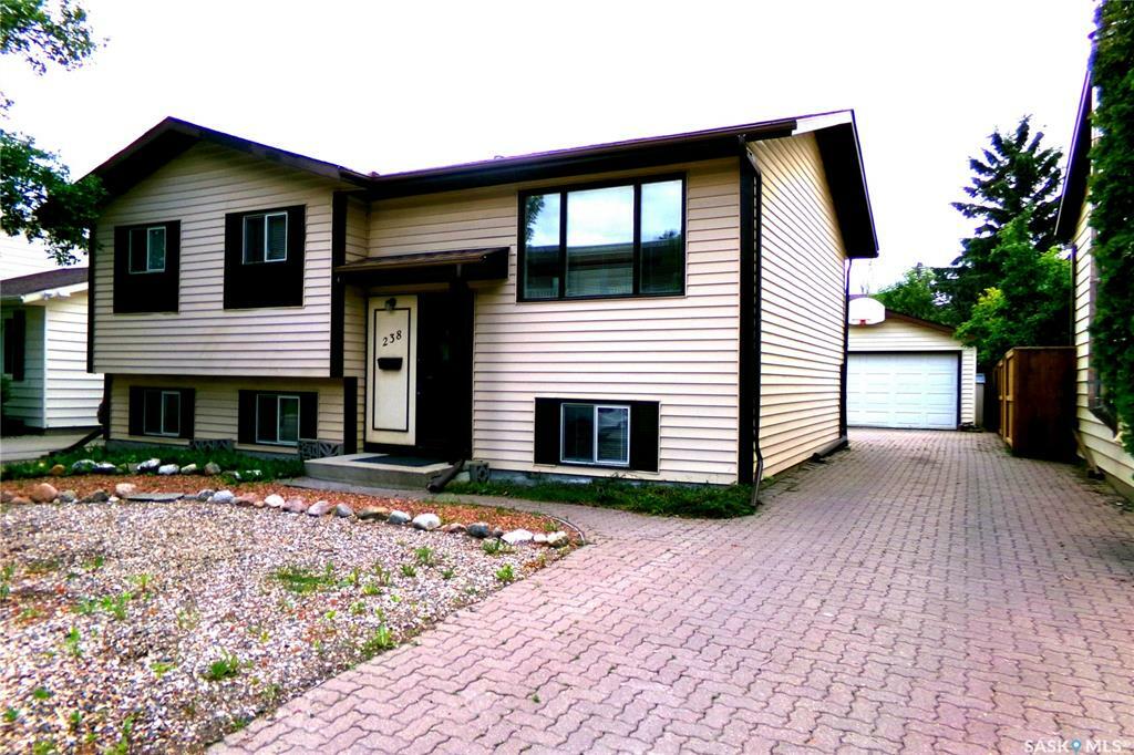 Photo de la propriété: 238 Stillwater Drive SK S7J 4K3