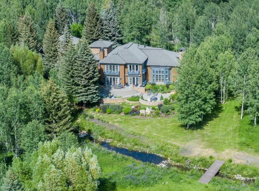Property Photo: 137 Aspen Lakes Dr ID 83333