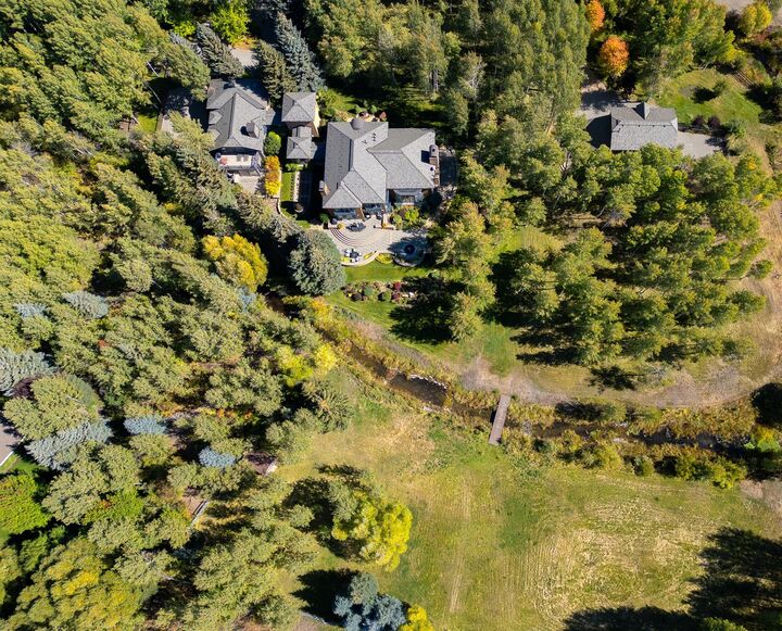 Property Photo:  137 Aspen Lakes Dr  ID 83333 