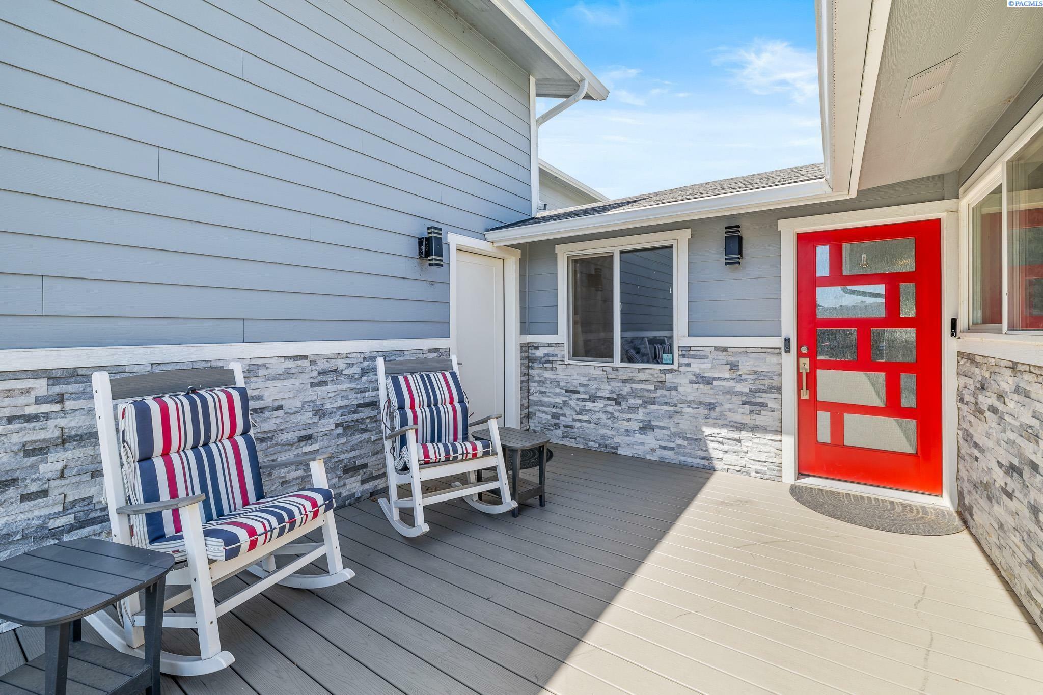 Property Photo: 3909 W Margaret St WA 99301