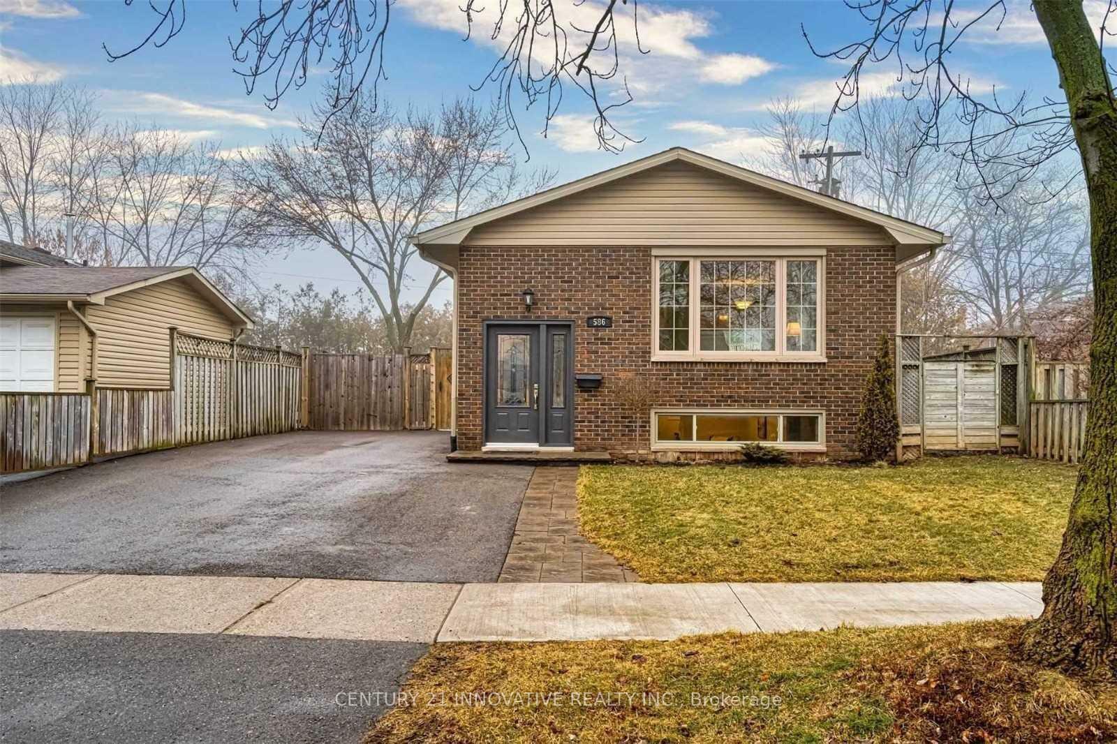 Photo de la propriété: 586 Chamberlain Road ON L7L 2V5